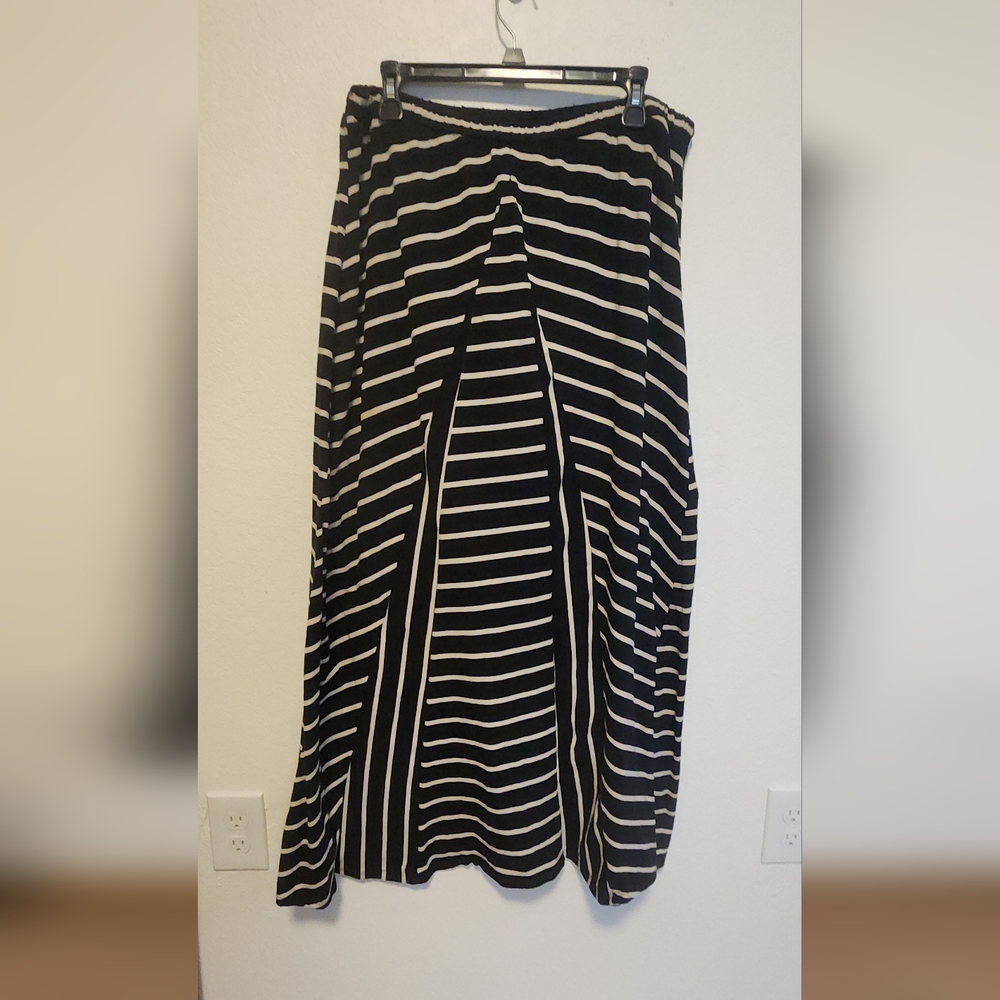 Black and White Striped Women's Skirt
